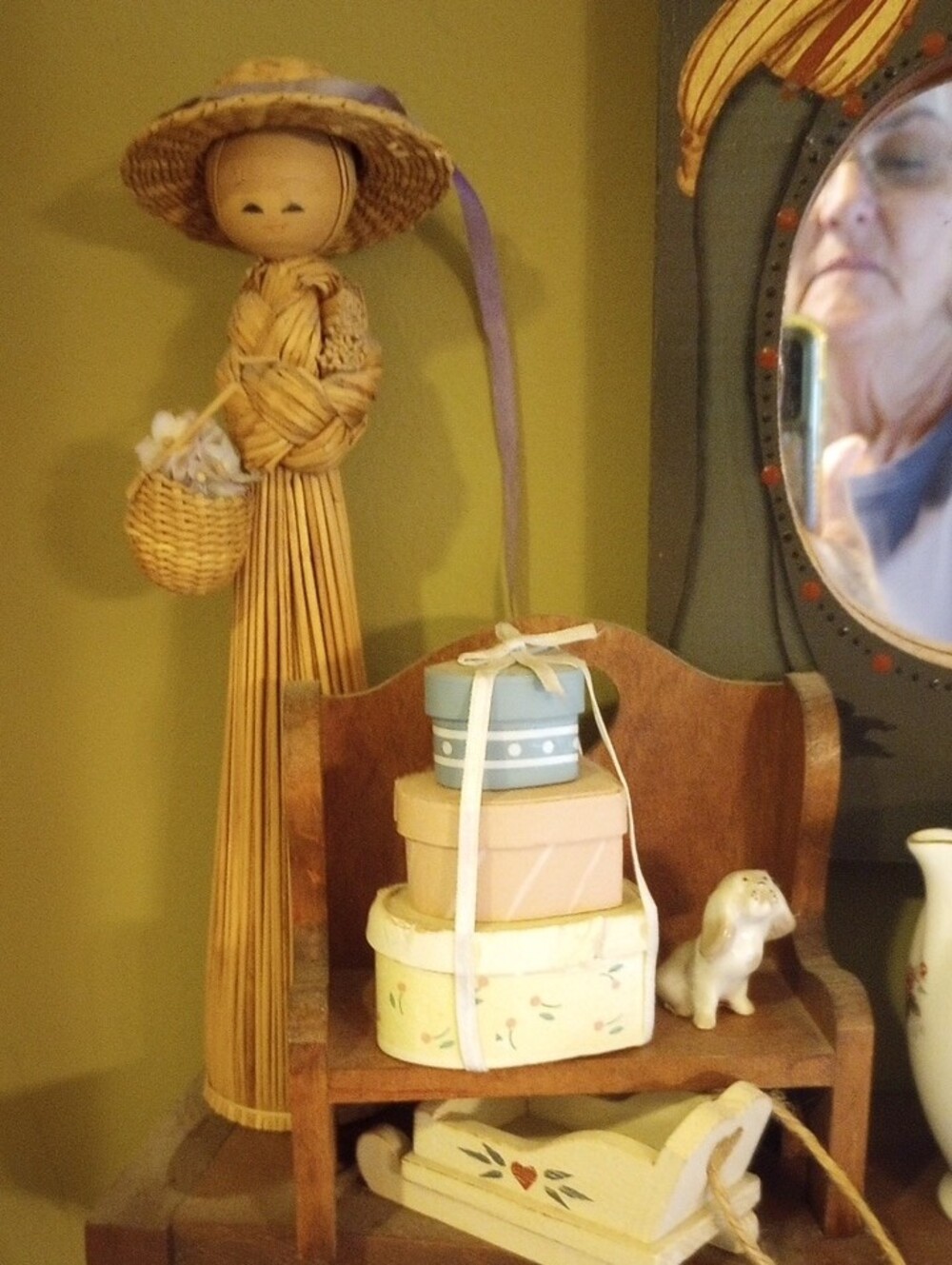 Hand-Painted Folk Art Wall Mirror Shelf — Olive Green & Mustard Accents - Picture 3 of 4